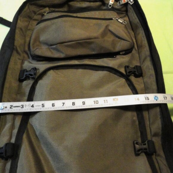 LARGE HI-TEC BACKPACK UNIVERSAL SUMMIT BACKPACK LD 4892 - Picture 2 of 16